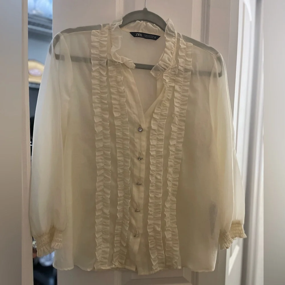 Zara Top like new. - Picture 1 of 1